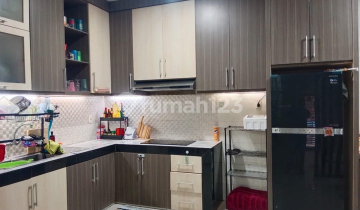 For Sale Move-In Ready Fully Furnished 3 Floors JCity Complex For Sale Move-In Ready Fully Furnished 3 Floors JCity Complex