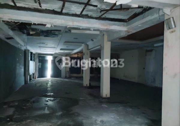Rumah Luas Dijual Di Inti Kota Medan Jalan Besar Thamrin 
