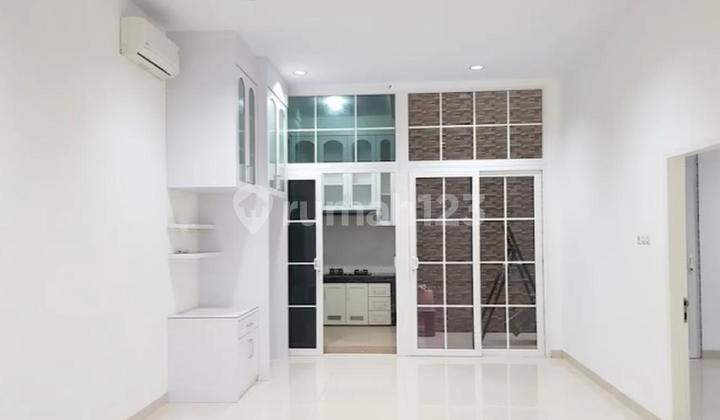 Disewakan Rumah Villa Siap Huni Full Furnished Cemara Asri 2