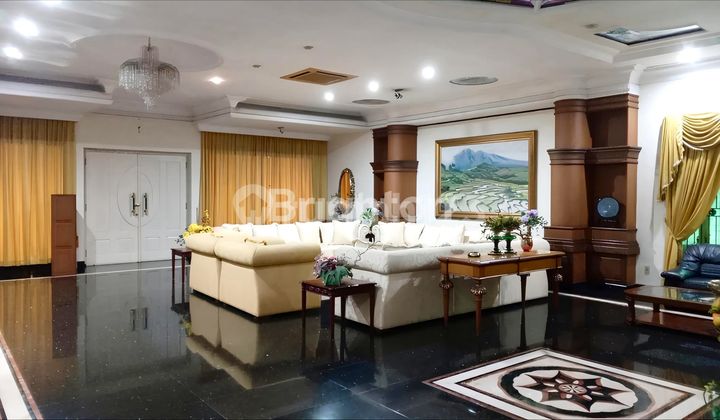 Rumah Luas Jl. IR.H.Juanda - Luas Tanah. 1.223 m2 Include Genset