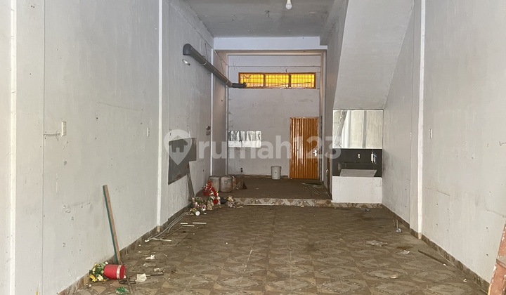 Business Shop Asia Mega Mas Street SUPER Strategic Location