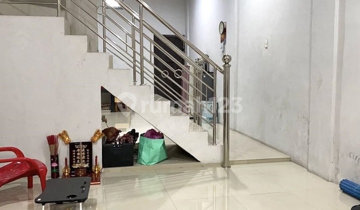 JUAL CEPAT BUTUH DANA  RUMAH TOWNHOUSE SIAP HUNI  2