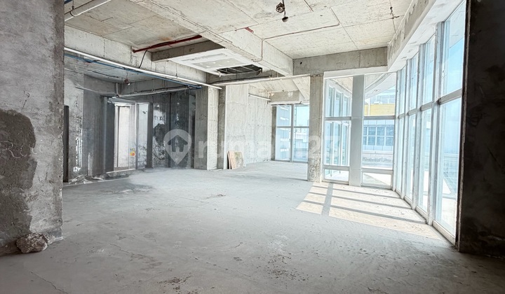 Dijual Penthouse Cambridge 2 Lantai / Condominium / Apartement 2