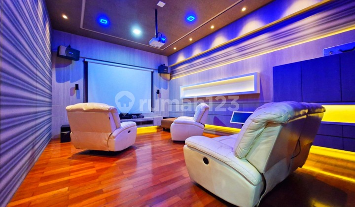 Dijual Rumah Mewah Full Furnished Siap Huni Komplek Cemara Asri