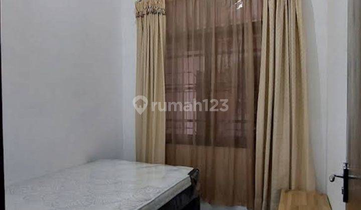 Rumah Nyaman di Komplek Taman Perkasa Indah 