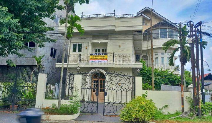 Rumah Bangunan Kokoh di pinggir Jalan Besar Kota Jambi 1