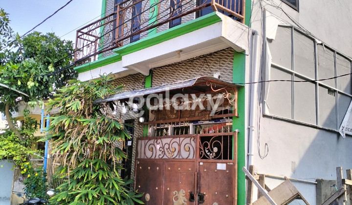 Rumah 2 Lantai Desain Untuk Usaha Di Pps Manyar, Gresik 2