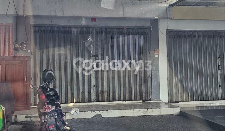 Two-Story Shophouse Grand Kartini Gresik City Strategic Location Two-Story Shophouse Grand Kartini Gresik City Strategic Location