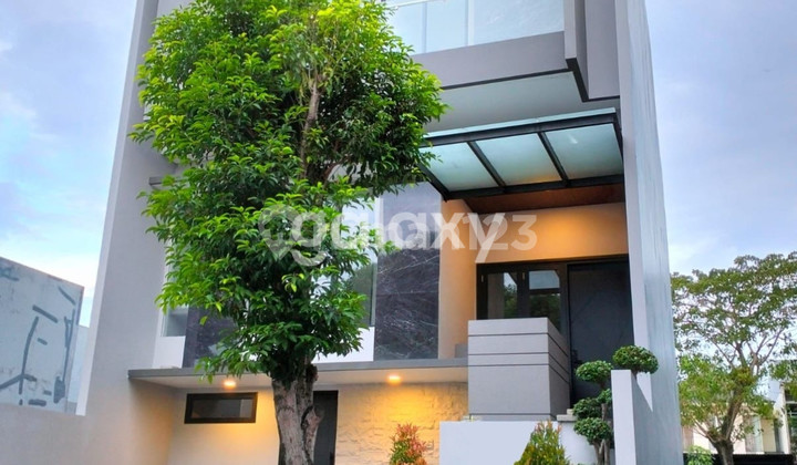 Rumah Baru Gress Siap Huni 3 Lantai Alam Hijau Citraland Surabaya