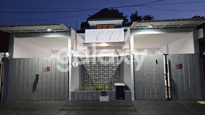 Rumah Siap Huni di Darmo Sentosa Raya, Surabaya Barat 1