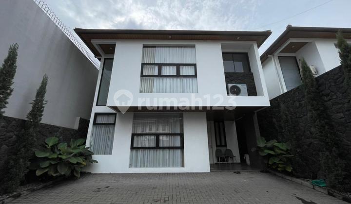 Dijual Rumah Mewah di Setiabudi Regency Bandung Kota Dijual Rumah Mewah di Setiabudi Regency Bandung Kota