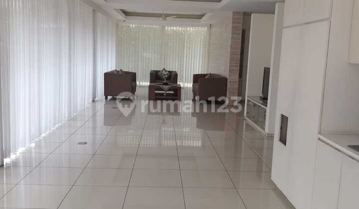 Rumah 3 Lantai di Cigadung Selatan Bandung 2