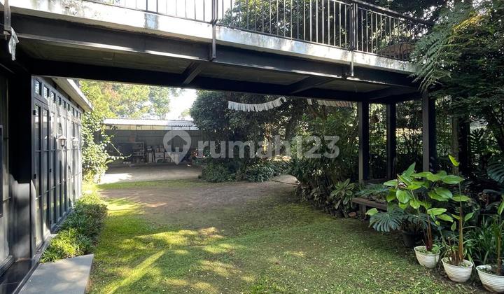 Jual Rumah Villa di Lembang Bandung 2