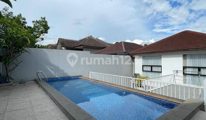 For Sale: Luxury House in Setiabudi Regency, Bandung City 2