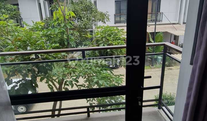 Disewakan Rumah Fully Furnished Lippo Karawaci Tangerang Lokasi Strategis 2