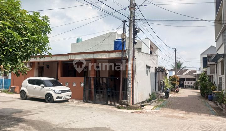 House Position Hook Griya Karawaci Tangerang Banten