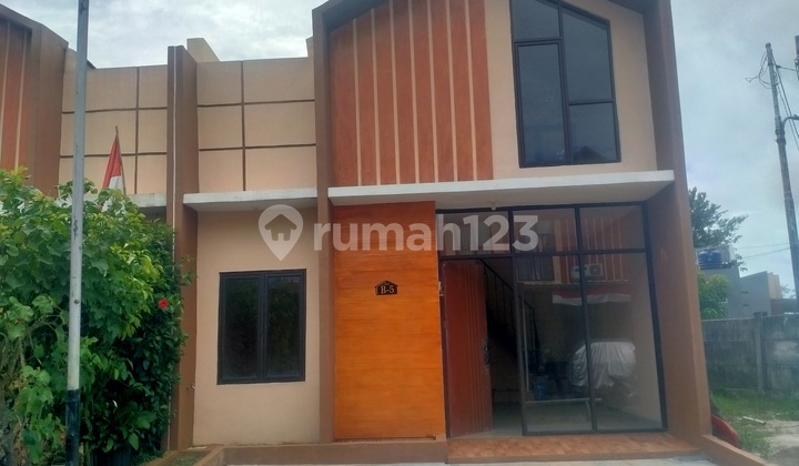 Dijual Rumah Siap Huni Royal Ciakar Permai 2 Bebas Banjir Lokasi Strategis Dekat Citra Raya Tangerang
