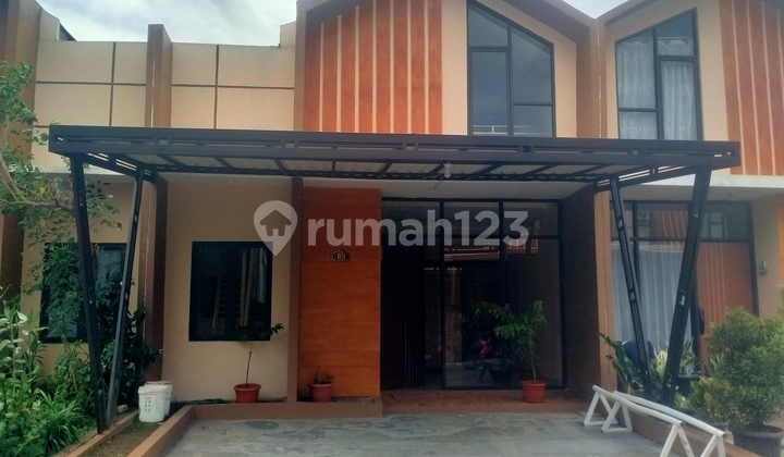 Dijual Rumah Siap Huni 2 Lantai Lokasi Strategis Dekat Tol Serbaraja Cikupa Citra Raya Tangerang