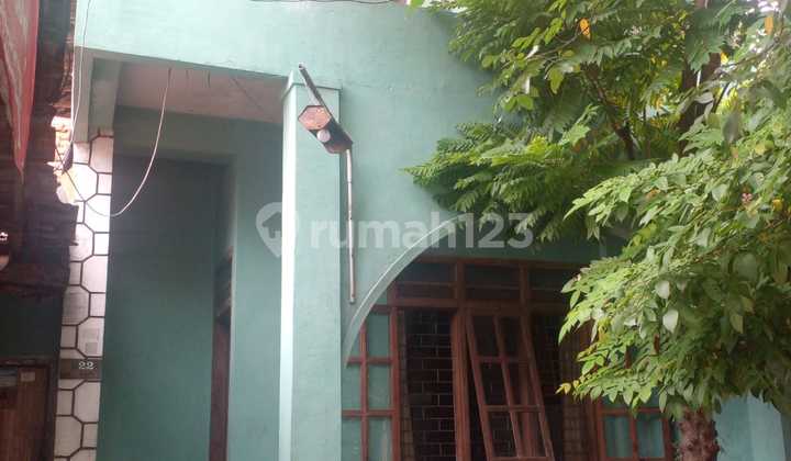 Dijual Rumahkeren Dikota Kediri Lokasi Strategis  2