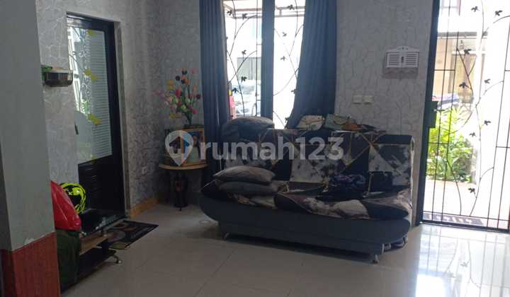 Dijual Over Kredit Flora Aryana Karawaci 2 Lantai Bebas Banjir Lokasi Strategis 2