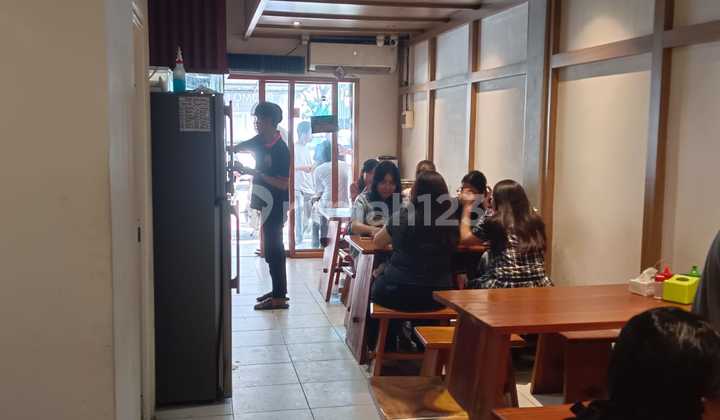 For Sale 2-Story Renovated Kelapa Hibrida Shop House in Kelapa Gading, Suitable for Food Business For Sale 2-Story Renovated Kelapa Hibrida Shop House in Kelapa Gading, Suitable for Food Business