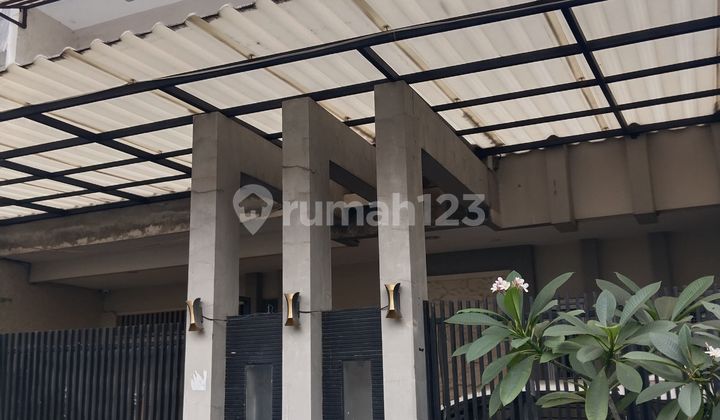 Rumah 2 Lantai Di Petojo, Jakarta Pusat.