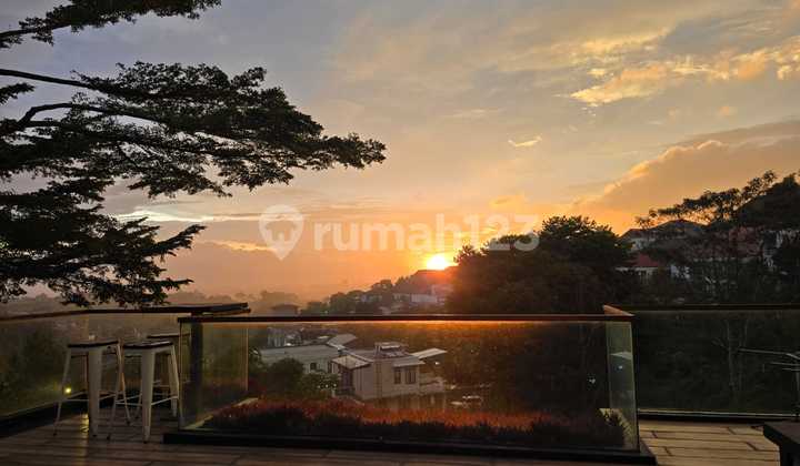 Rumah Nyaman Terawat Full Furnish di Resor Dago Pakar 2