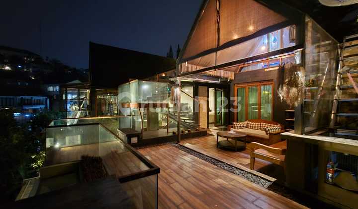 Rumah Nyaman Terawat Full Furnish di Resor Dago Pakar