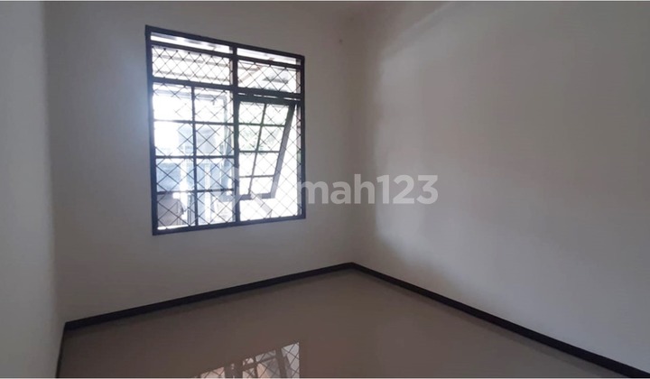 Dijual Rumah Minimalis-di Taman Holis Indah Siap Huni 2