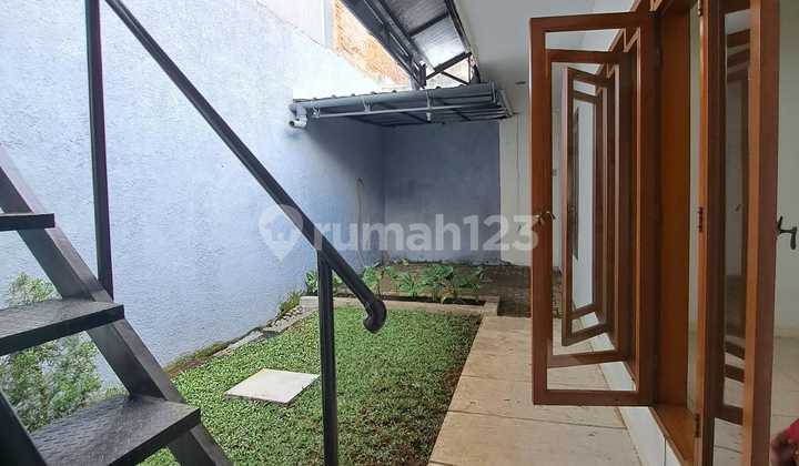 Disewakan Rumah Minimalis Asri Dan Nyaman -di Setraduta,cipaganti Siaphuni  2