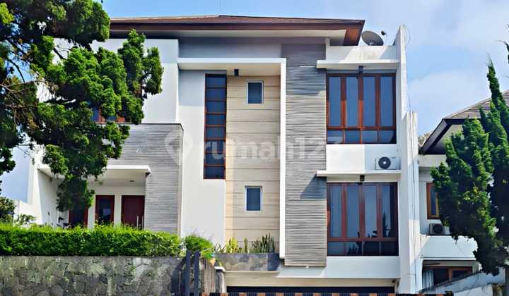 Dijual Rumah Nyaman Minimalis Modern Di Setraduta Residence