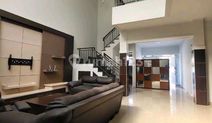 Disewakan Rumah Dua Lantai Full Renovasi Di Batununggal 2