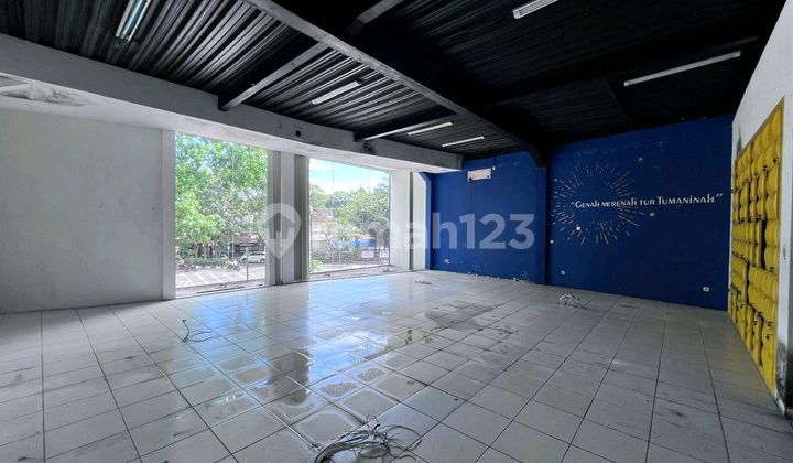 Disewakan Gedung Untuk Usaha, Cocok Untuk Kantor Dan Bisnis Lokasi Strategis 