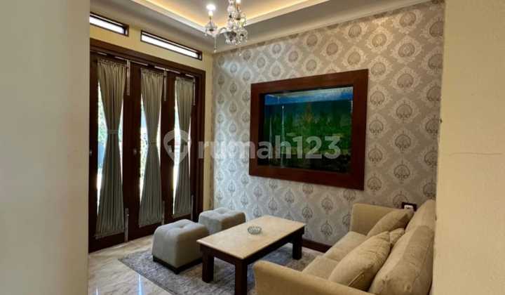 For Rent Luxurious Fully Furnished House With Swimming Pool Ready to Occupy In Ciumbuleuit 2