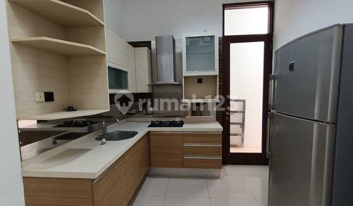 Disewakan Rumah di Setra-Murni Asri Semi Furnish Siaphuni 1