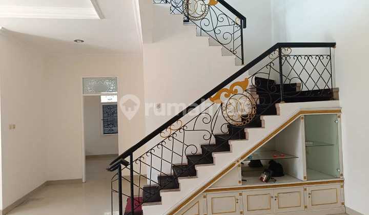For Rent Siaphuni Lux House - In Singasana Pradana Cibaduyut For Rent Siaphuni Lux House - In Singasana Pradana Cibaduyut