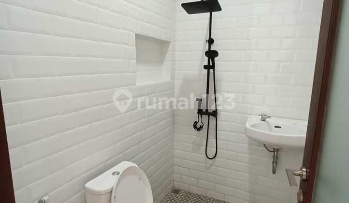 Disewakan Rumah di Setra-Murni Asri Semi Furnish Siaphuni 2