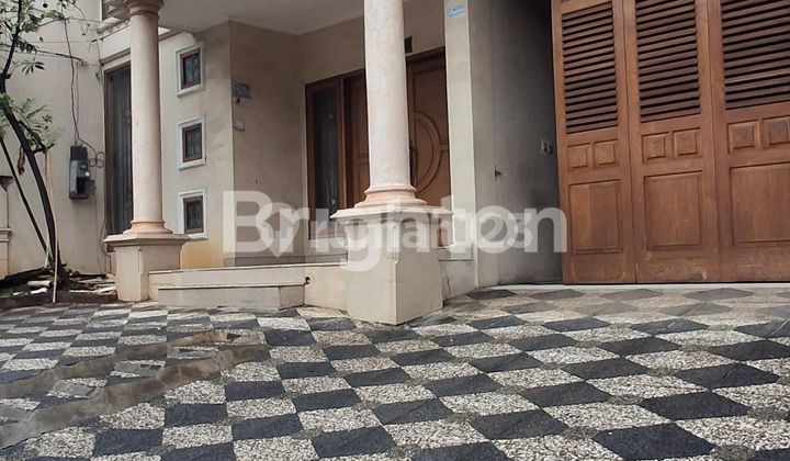 Rumah 2,5 Lantai Grogol