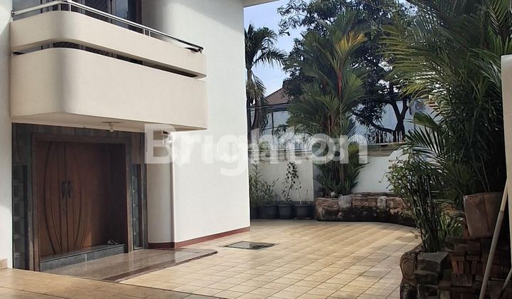 RUMAH HOOK 2 LANTAI DI TAMAN RATU - LOKASI PREMIUM & STATEGIS 2