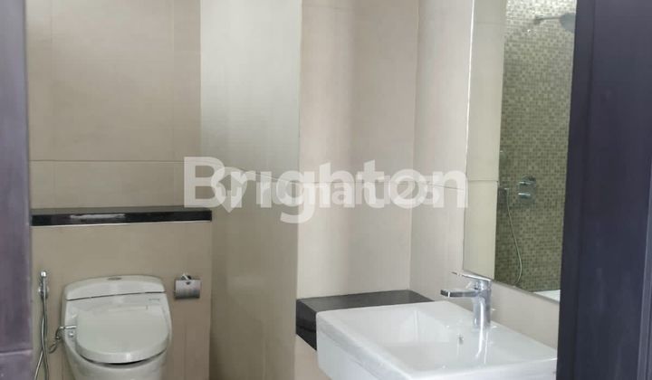 RUMAH MEWAH PIK CLUSTER CHOPIN GOLF ISLAND 2