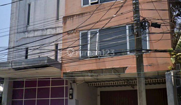 Ruko Disewakan, Lokasi Tengah Kota. Dekat Di Jl. Jenderal Sudirman No. 8, Kelurahan Klandasan Ilir, Balikpapan Kota, Kota Balikpapan, Kalimantan Timur, Indonesia, 76113, Balikpapan Selatan 1