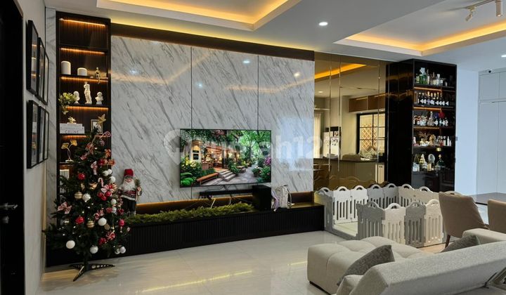 Rumah Mewah 2 Lantai Pusat Kota Jalan Laksamana, Renon Denpasar