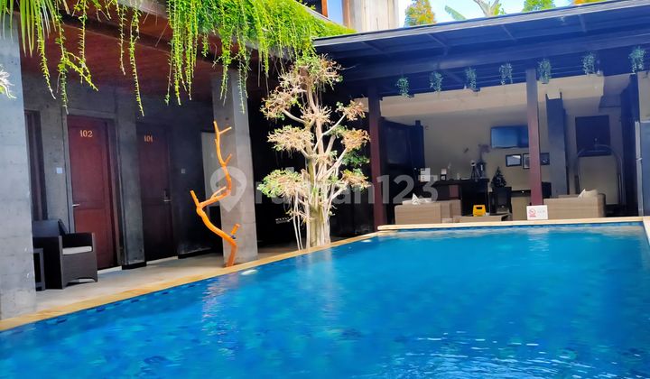 Hostel Kawasan Strategis 12 Kamar Dewi Sri Legian Kuta Bali