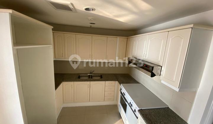 Menteng Executive Apartment 3BR Tower Tanjung Duplex Unit Unfurnished 2