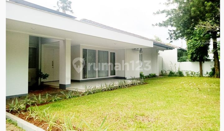 COMPOUND HOUSE AT SIAGA RAYA 3 UNFURNISH WITH POOL AND GARDEN  2