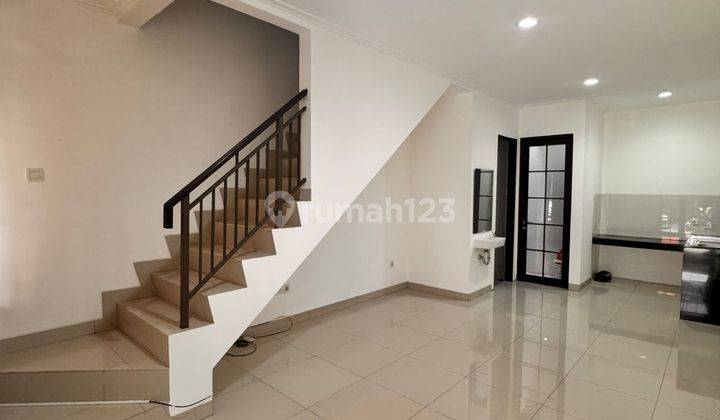 Dijual Rumah Siap Huni di Green Village Tangerang SHM Murah 2