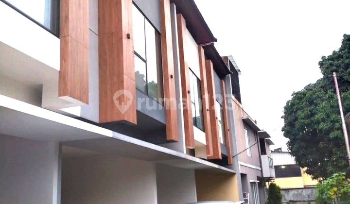 DIJUAL RUMAH MINIMALIS SIAP HUNI 2 LANTAI DI SUNRISE GARDEN KEDOYA JAKARTA BARAT 2