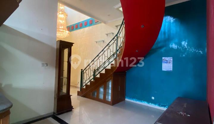 DIJUAL RUMAH KOST-KOSTAN SIAP PAKAI DI PONDOK CINA DEPOK