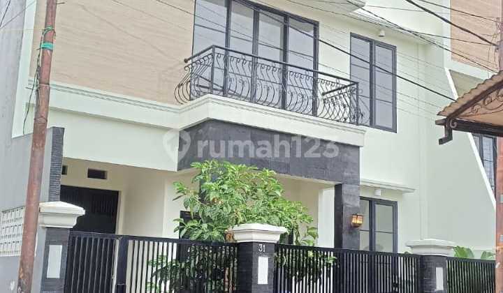 Dijual Rumah Minimalis Siap Huni, Asri & Nyaman 2 lantai di Kalibata Pancoran Jakarta Selatan 1