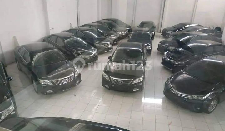 Warehouse for Rent (Former Car Showroom) in Tangerang Warehouse for Rent (Former Car Showroom) in Tangerang